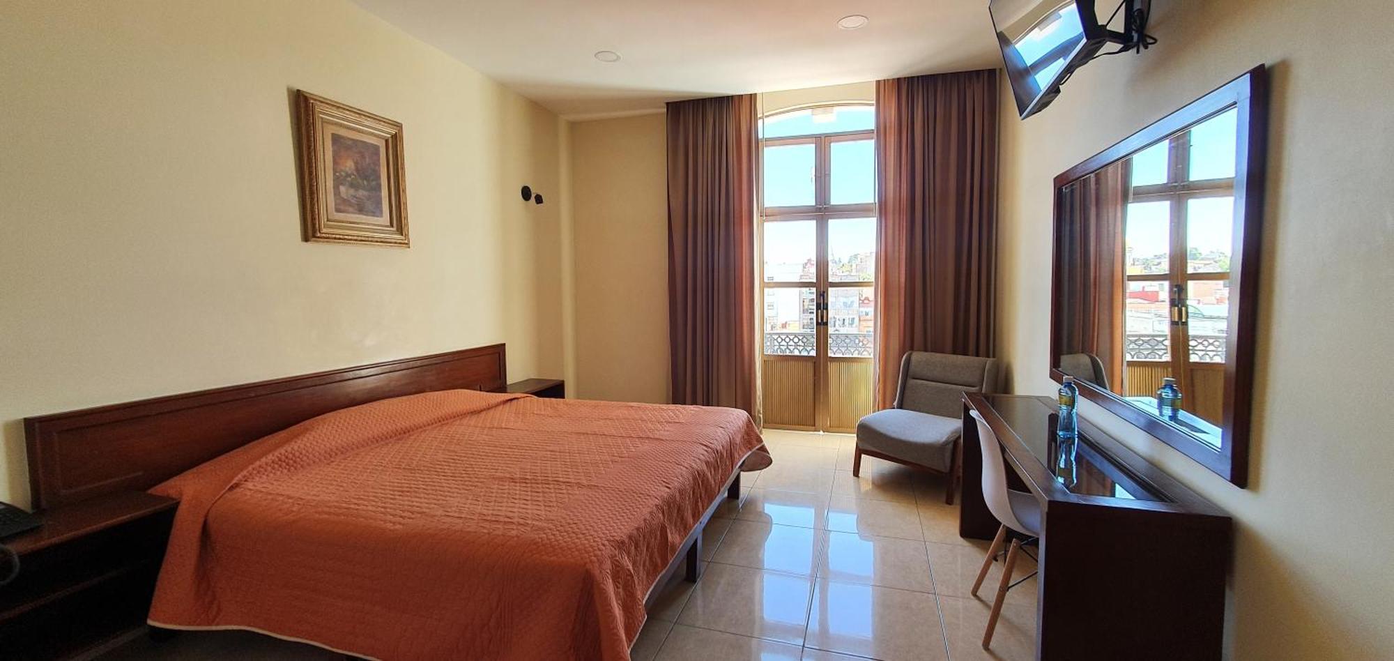 Hotel Fiesta Altena Tepatitlan Extérieur photo